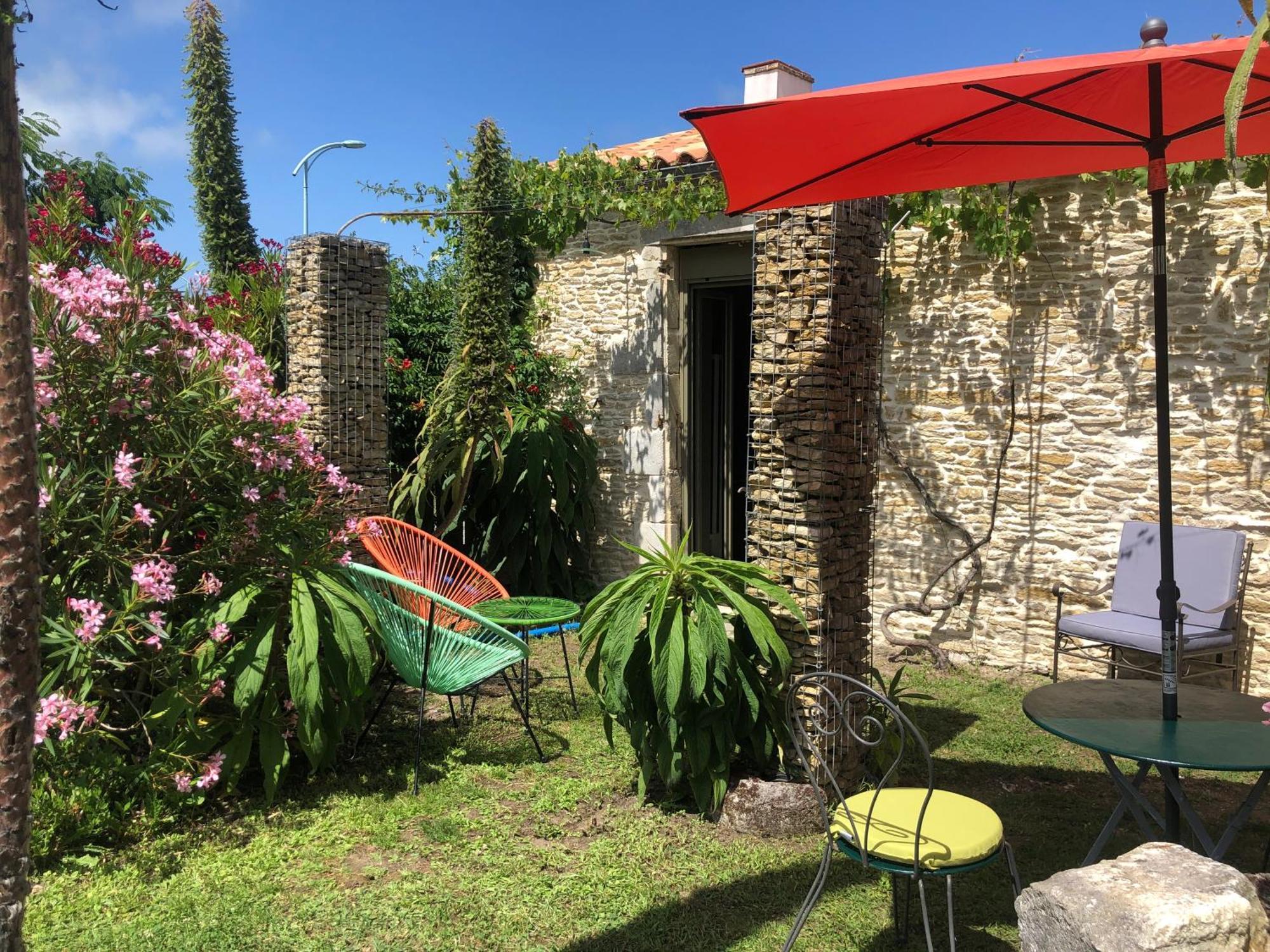 Les Fleurs De Lys, Suites Privee Avec Terrasse Saint-Georges-d'Oleron Exterior foto